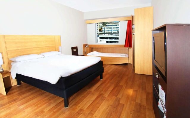Ibis Valparaiso