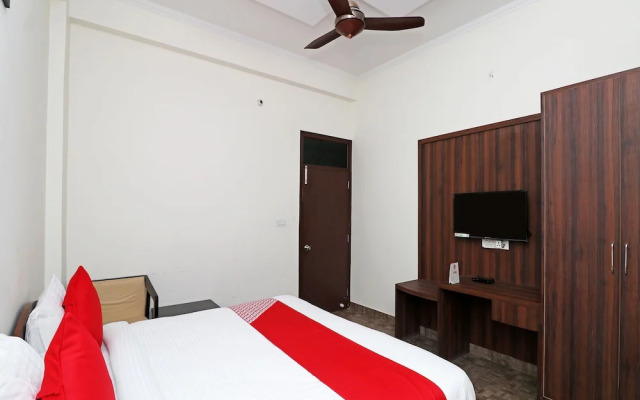 Oyo 26611 Anand Mangal Hotel