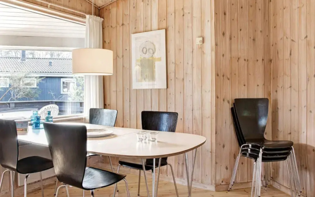 8 Person Holiday Home in Nexo-by Traum