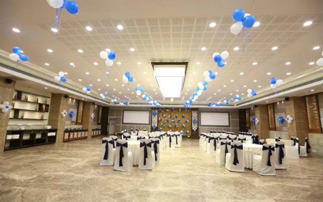 Silver Cloud Hotel & Banquets Ahmedabad
