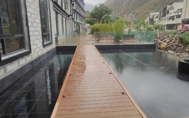 Daochengyading Howard Johnson