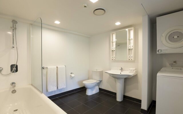 Quest Ponsonby