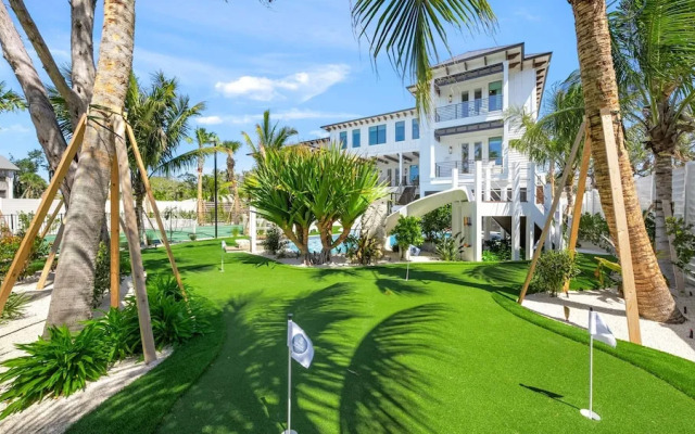 Coastal Canopy in Sarasota