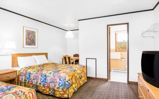 Knights Inn Pine Grove