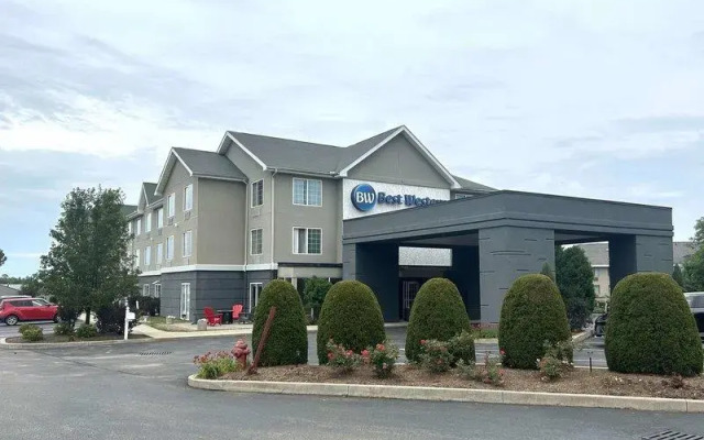 Best Western Erie Inn & Suites