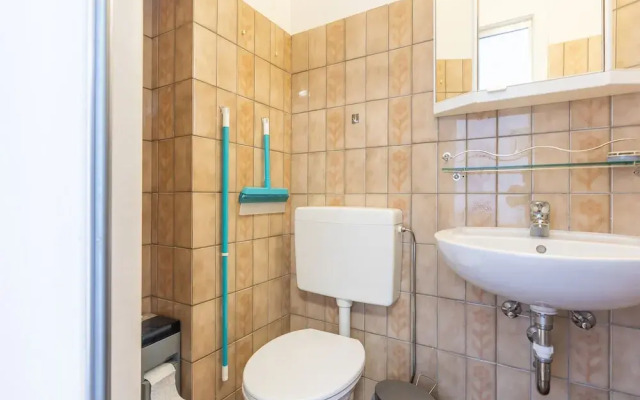 Nice Apartment With Shared Pool