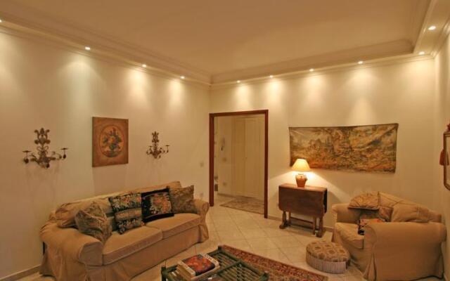 Travel & Stay Apartments - Navona