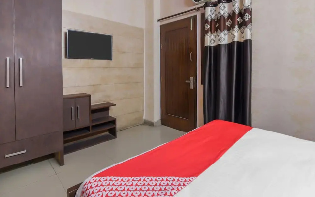 OYO 18771 Vishnu Home Stay