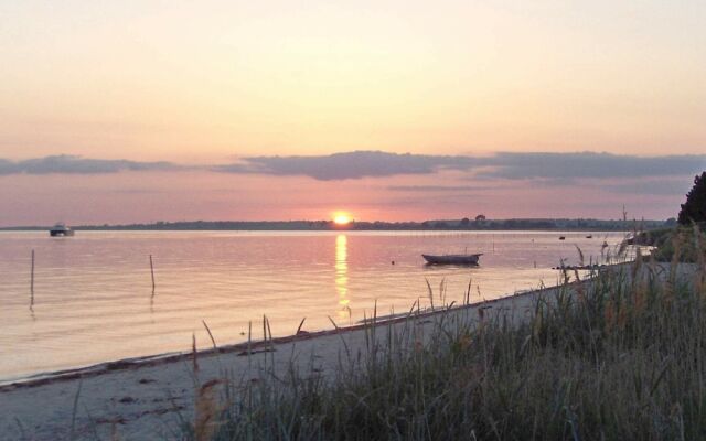 Seaside Holiday Home for 4 in Askeby