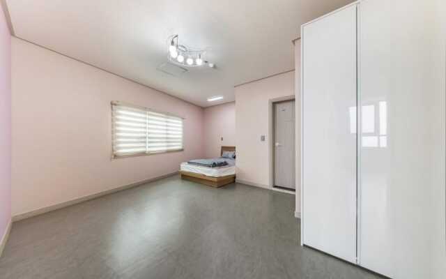 Busan Haeundae Songjeong Miyeon Pension