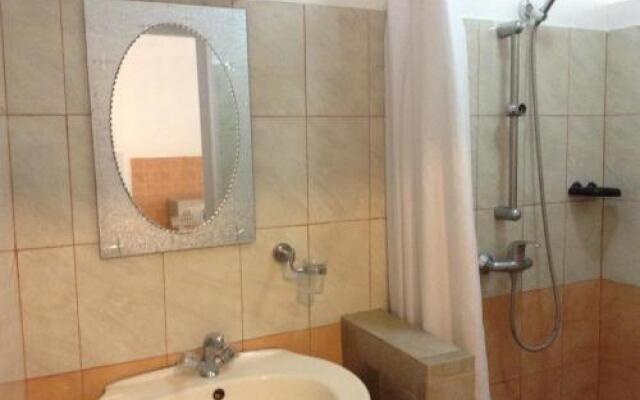 Ebrahim Flats - Grand Baie Beach