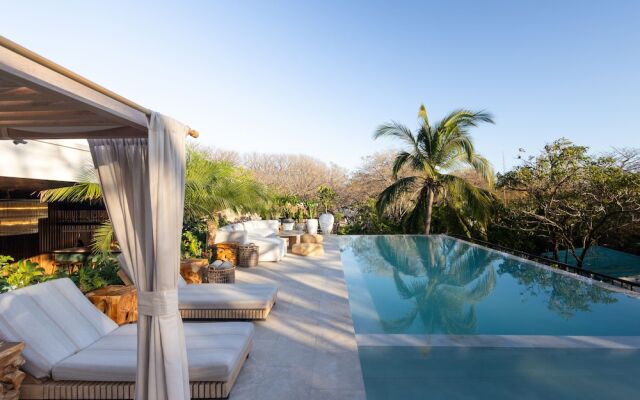 Silvestre Nosara, Hotel & Residences