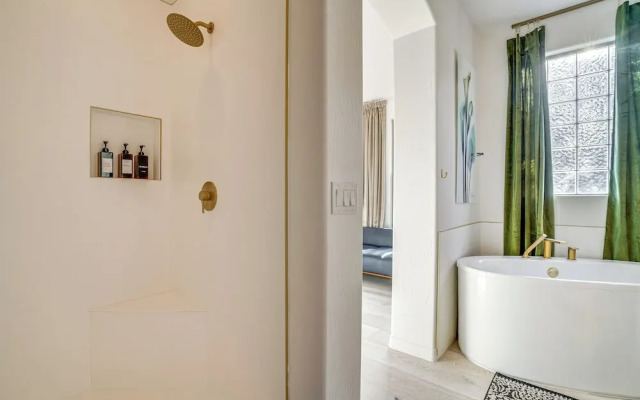 Pool Access & Private Patio: Litchfield Park Home!