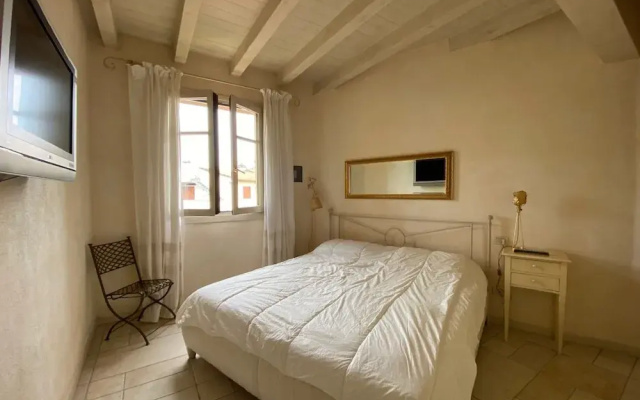 Apartment Near Lake Garda With Pool