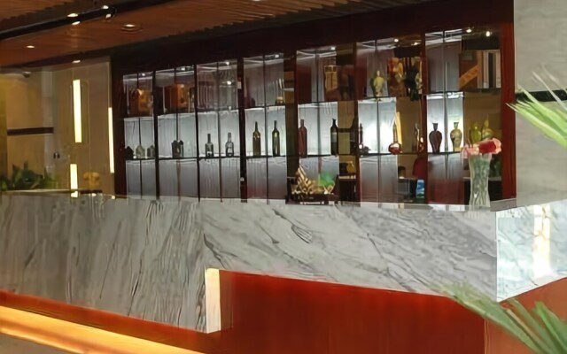 Dongdu Runjing Hotel