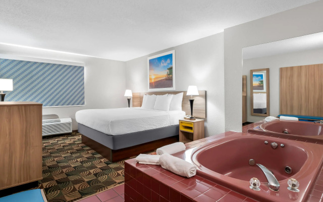 Days Inn by Wyndham Hillsdale