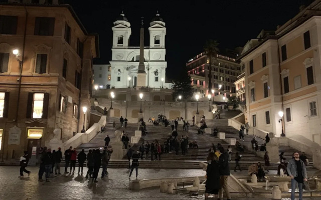 ST. Peter White House