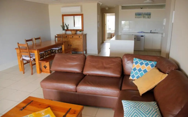 Sandrift Beachfront Apartments – Guest Rooms – Gold Coast