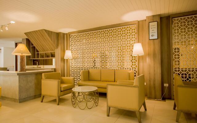 B2 Riverside Premier Resort