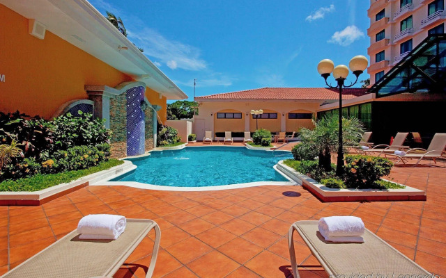 Holiday Inn Panama Canal by IHG