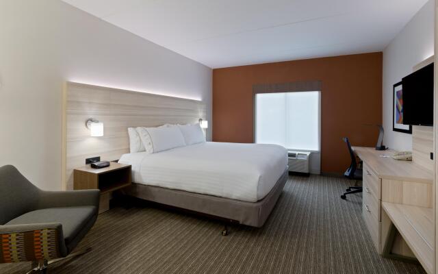 Holiday Inn Express Hotel & Suites Tavares - Leesburg, an IHG Hotel