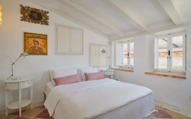 Luxury Villa 44
