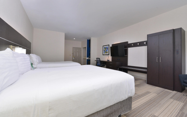 Holiday Inn Express Mystic by IHG