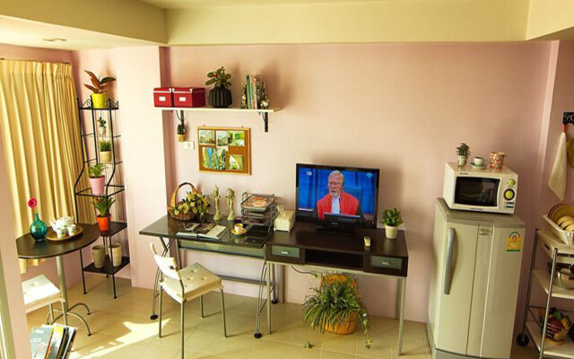 Caza V1 Serviced Apartment