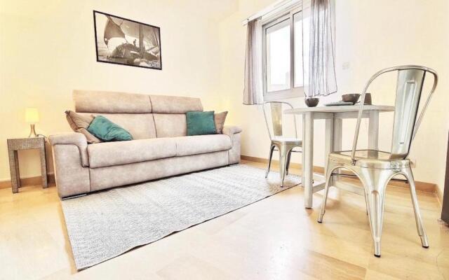 Suquet's Luxury Studio