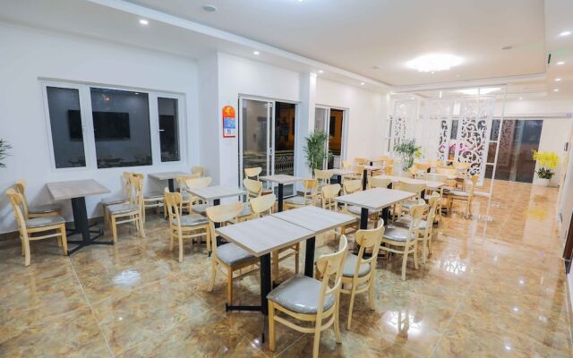 Dinh Cat Hotel Dalat