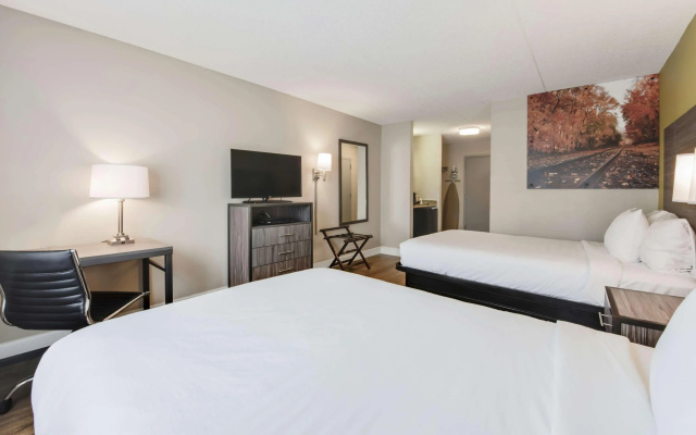 SureStay Plus Hotel by Best Western McGuire AFB Jackson