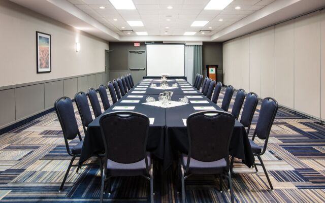 Holiday Inn & Suites Grande Prairie Conference Center by IHG