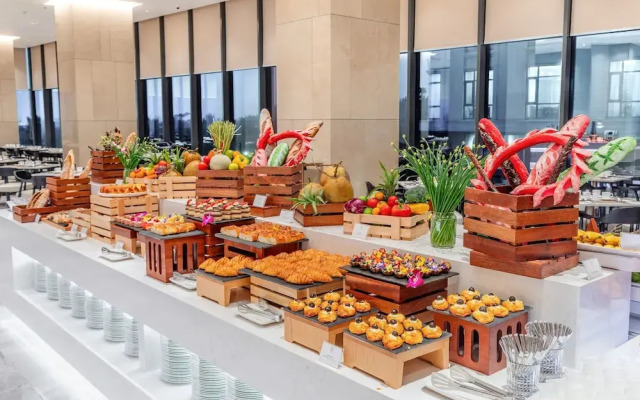 Awaken Danang Hotel