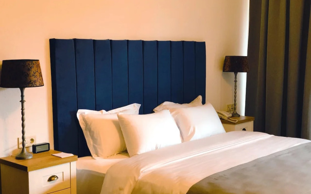 Octava Boutique Hotel