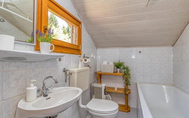 Child Friendly Rural House Jeka