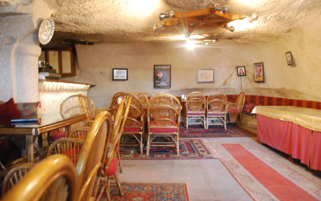 Asteria Cave Hotel