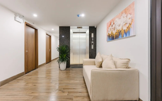 Cindy's Westlake Apartment