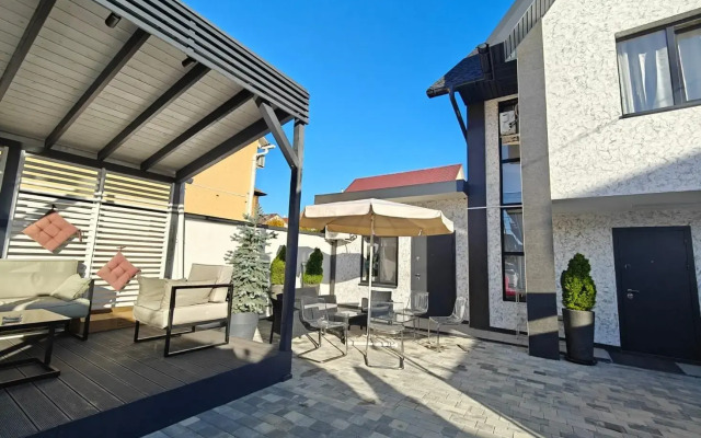 Joy Boutique Hotel