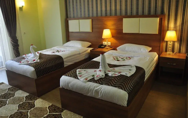 Aygur Hotel