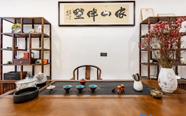 Yishan Banye Homestay (Longqi Wharf Branch)