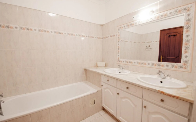 Casa Filipa Lower Floor