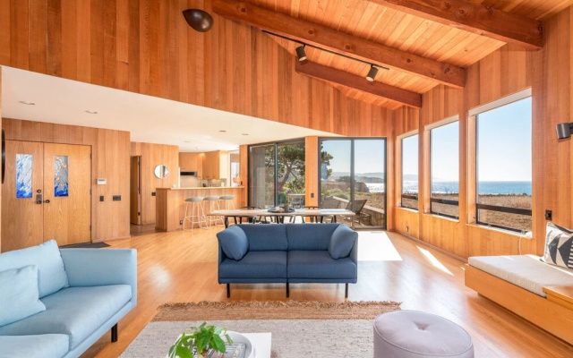 The Bluff House