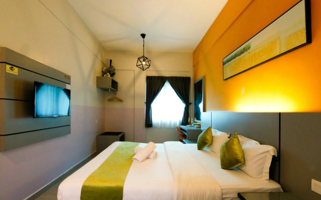 Travelland Hotel