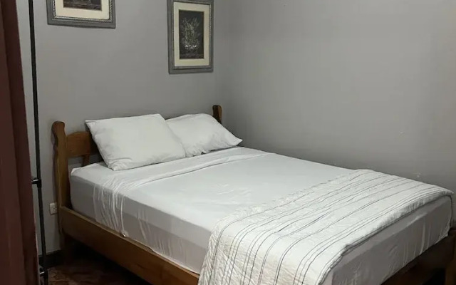 Relax in downtown Alajuela / 5min near the Airport