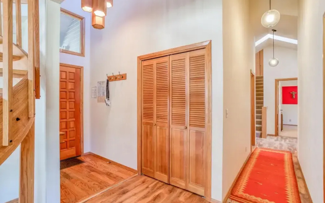 Red Cedar Lane 18