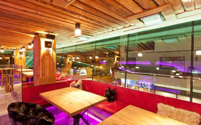 Harakiri Partyhouse