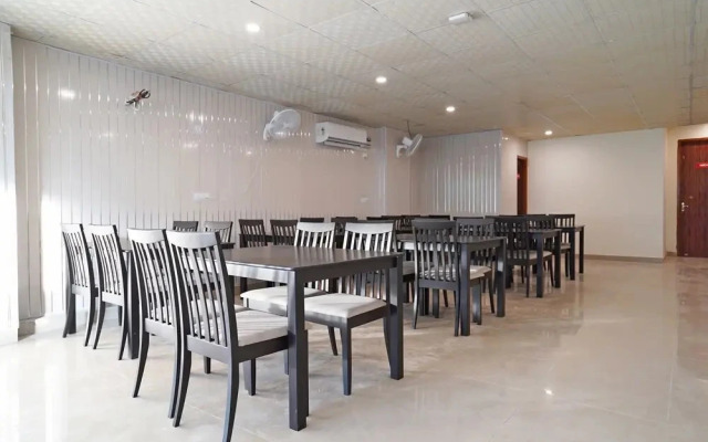 GMD Vasundhara by OYO Rooms