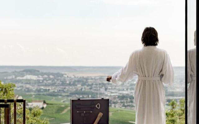 Royal Champagne Hotel & Spa