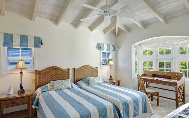 Maxwell Beach Villas