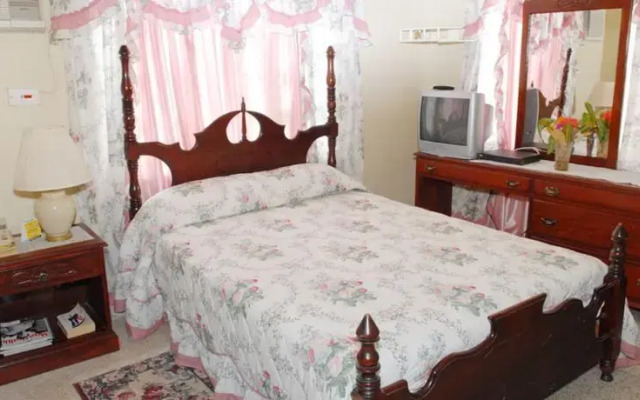 Dunn's Villa Resort